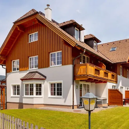 10 By Interhome